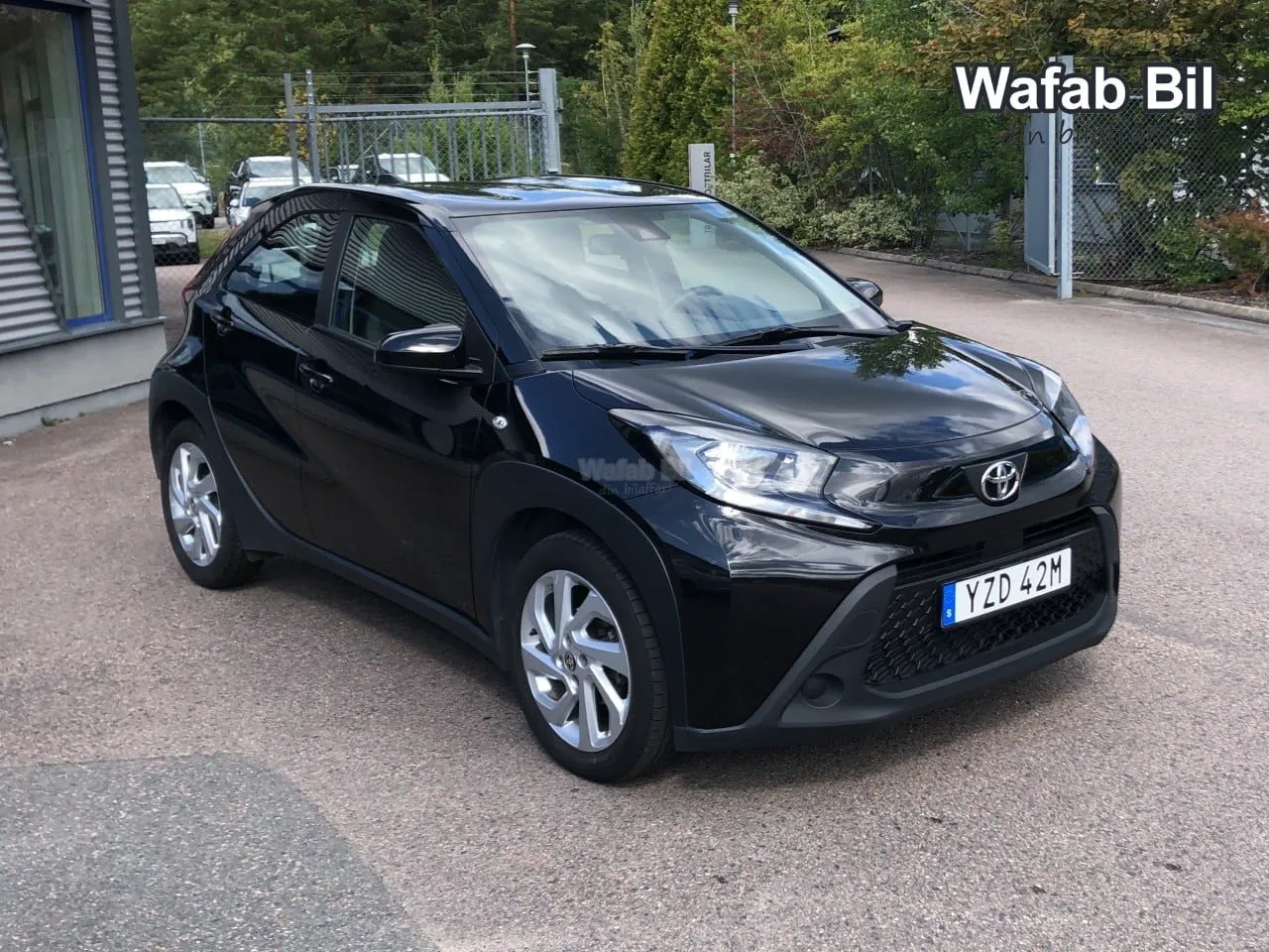 Vehicle image 2