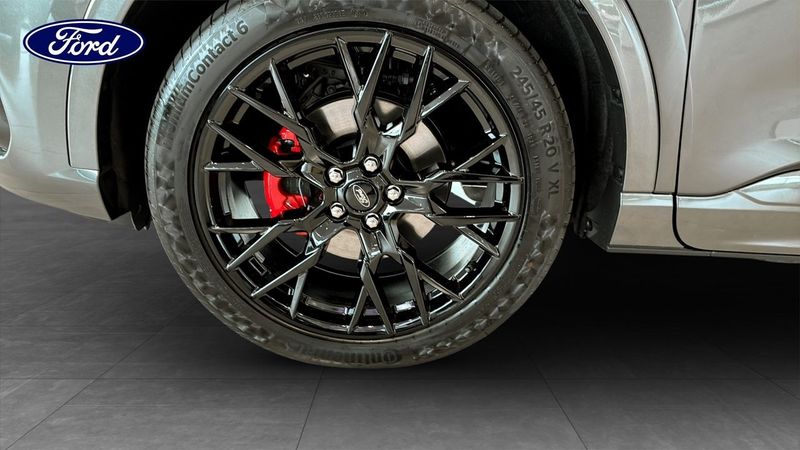 Ford Kuga bild 9