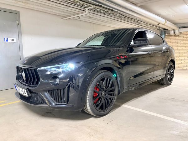 Maserati Levante Trofeo V8 3,8L 581 HK Panorama OBS 1780 mil !!! - 2021