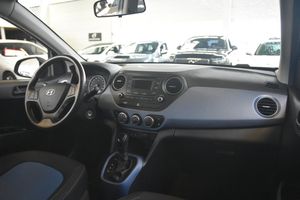 Hyundai i10 bild 9