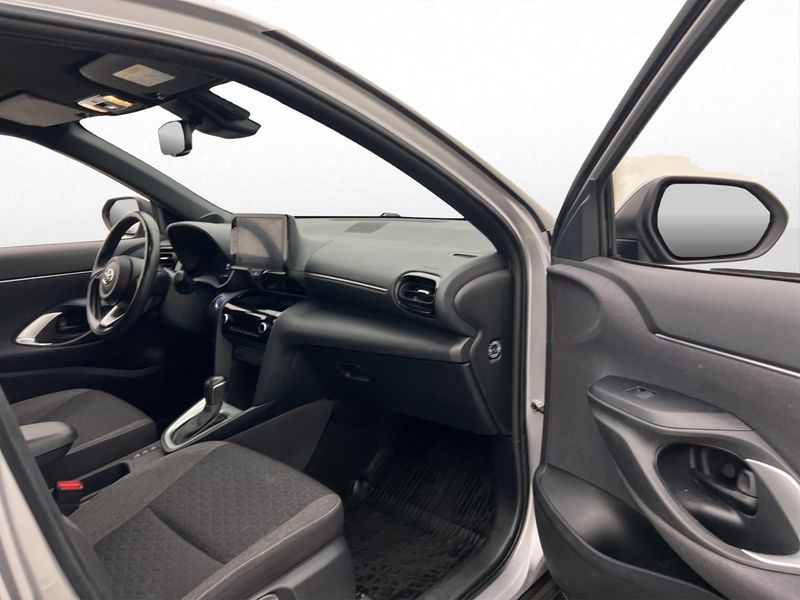 Toyota Yaris Cross bild 24