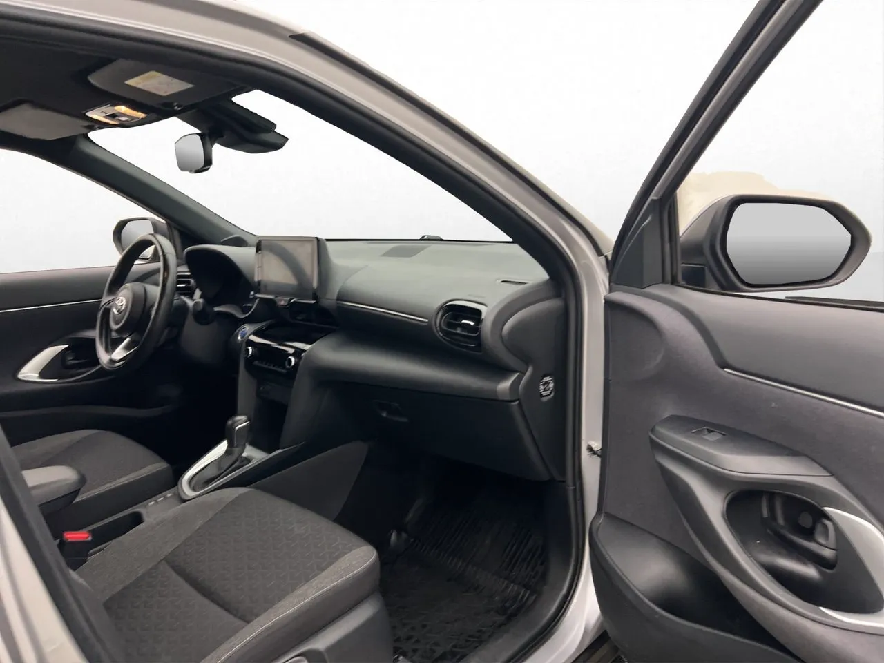 Vehicle image 23