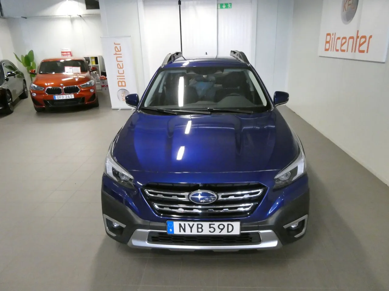 Vehicle image 8