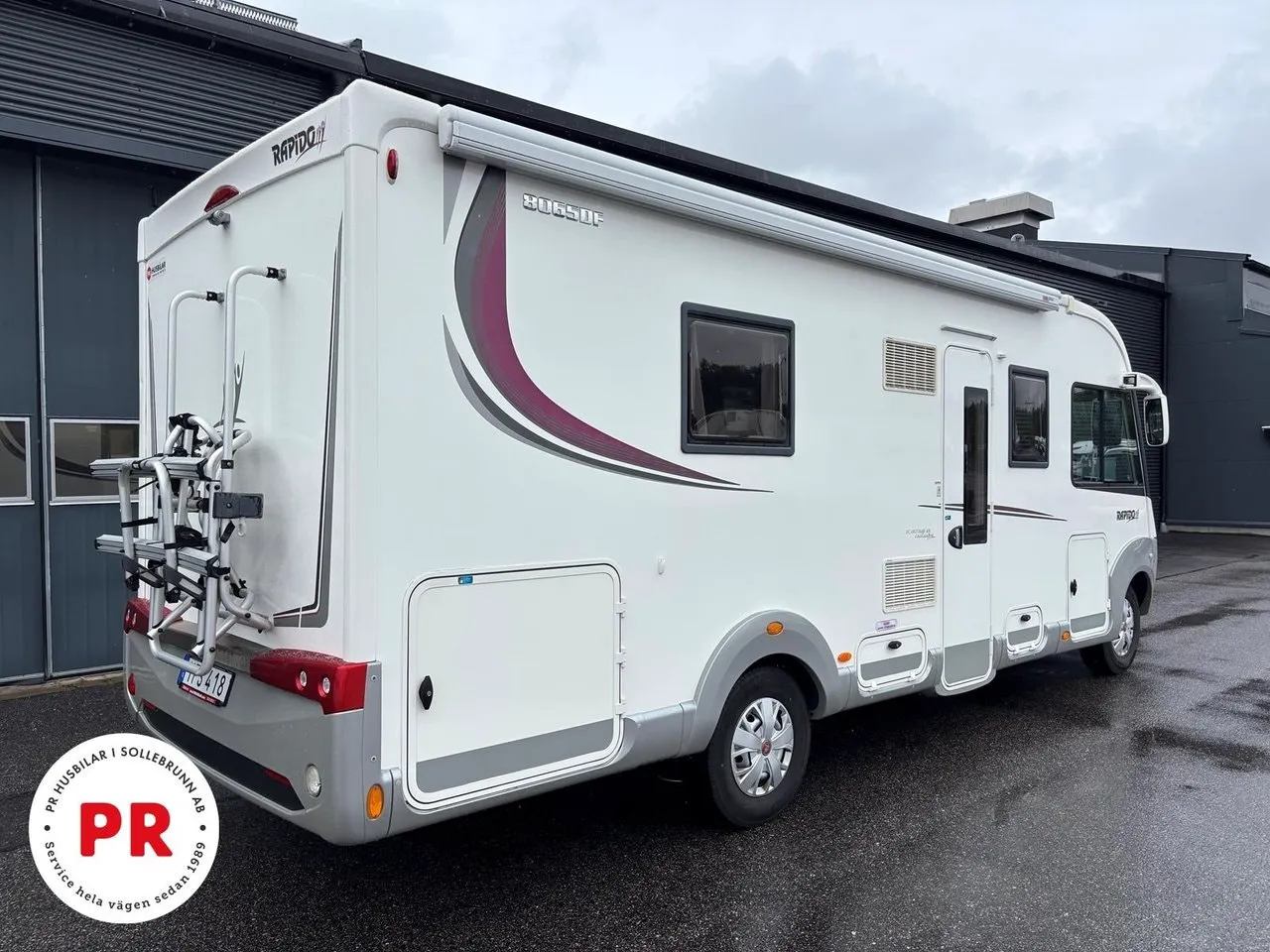 Vehicle image 1