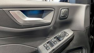 Ford Kuga bild 11