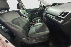 Subaru Forester bild 17