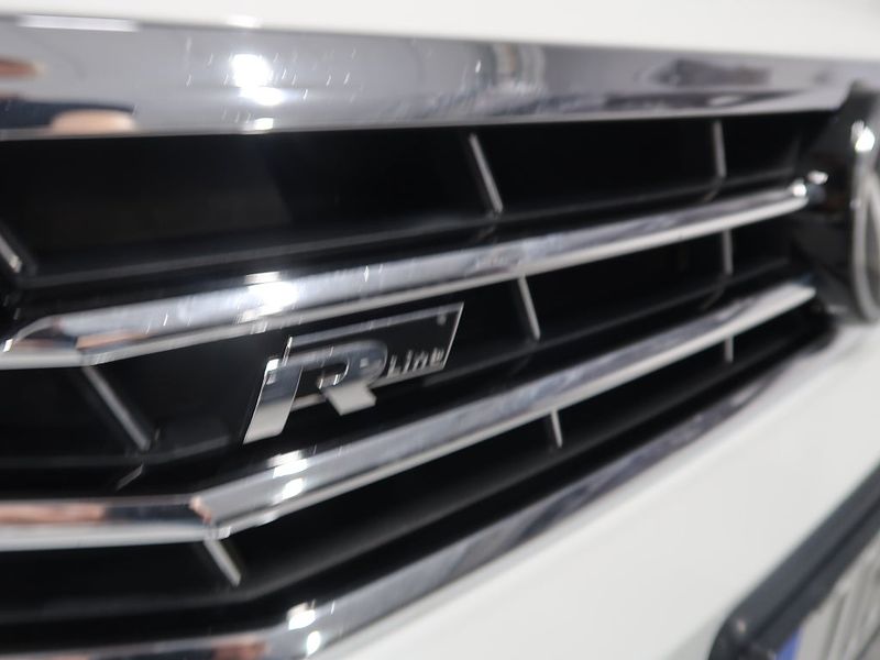 Volkswagen Passat bild 13