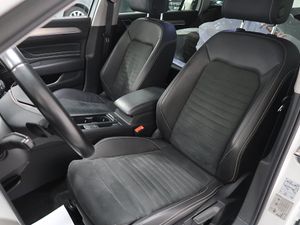 Volkswagen Passat bild 15