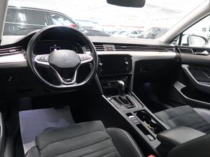 Volkswagen Passat bild 14