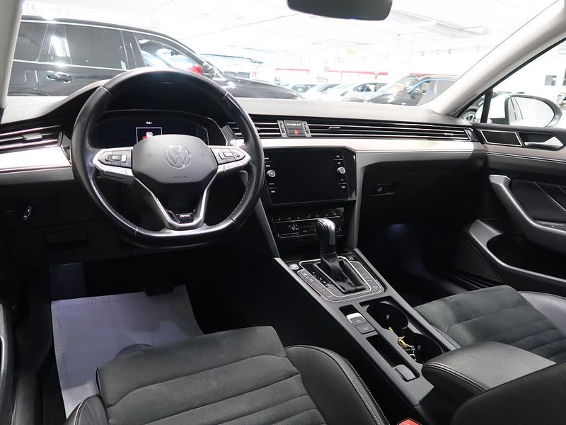 Volkswagen Passat bild 14