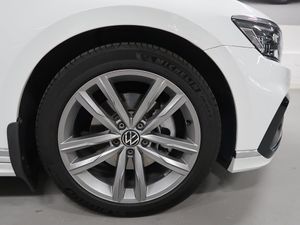 Volkswagen Passat bild 11