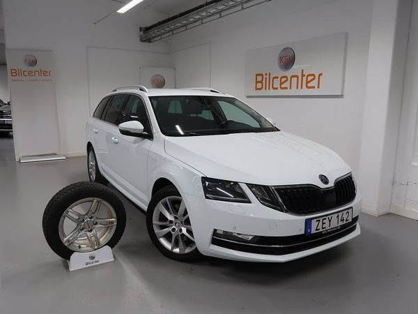 Skoda Octavia 1.8 TSI 4x4 Style V-Däck ingår CANTON-Drag-Kamera-Värma - 2018
