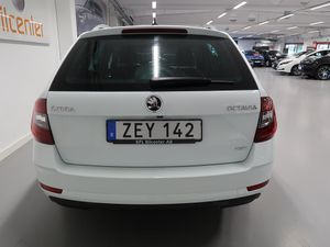 Skoda Octavia bild 7
