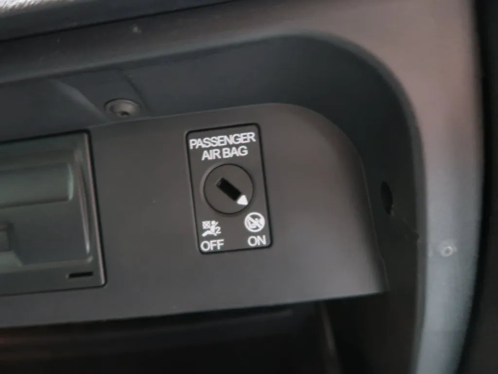 Vehicle image 38