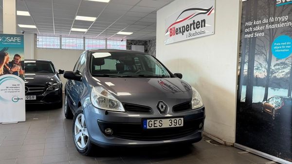 Renault Clio 5-dörrars Halvkombi 1.6 Euro 4|12933Mil|Automat - 2007