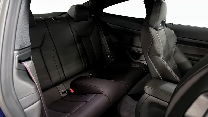 BMW M4 bild 5