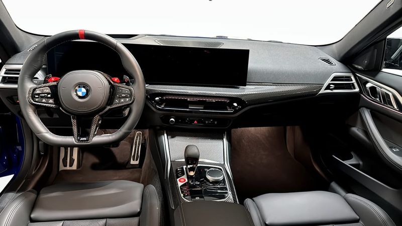 BMW M4 bild 4