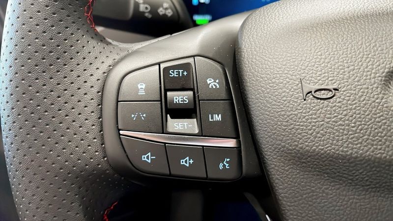 Ford Kuga bild 33