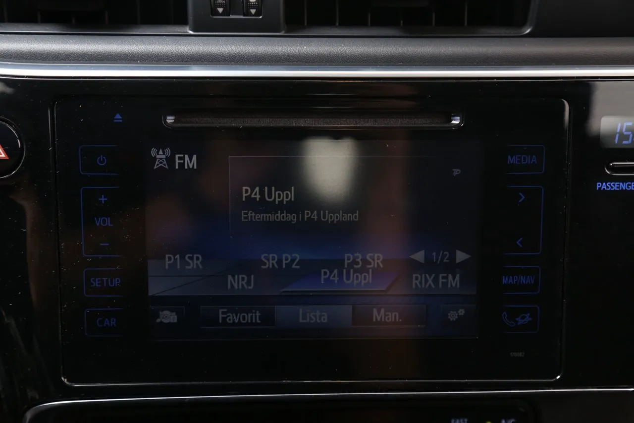Vehicle image 17