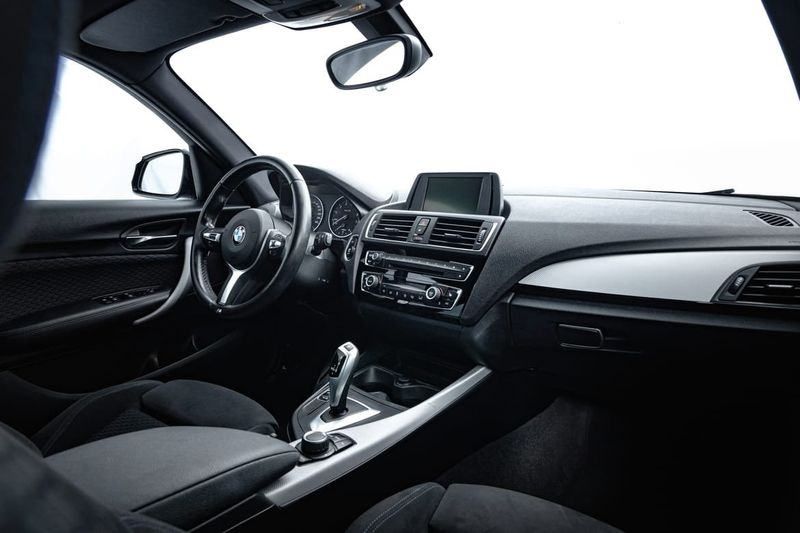 BMW 118 bild 12