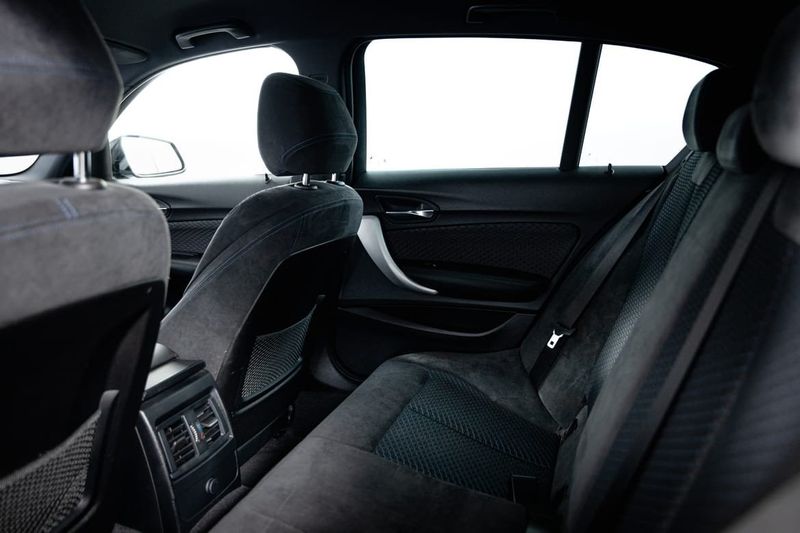 BMW 118 bild 14
