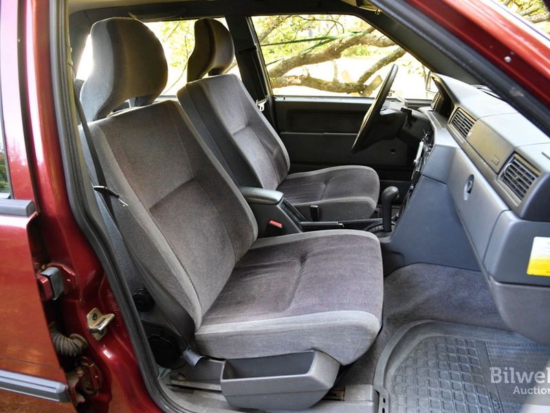 Volvo 944 bild 45