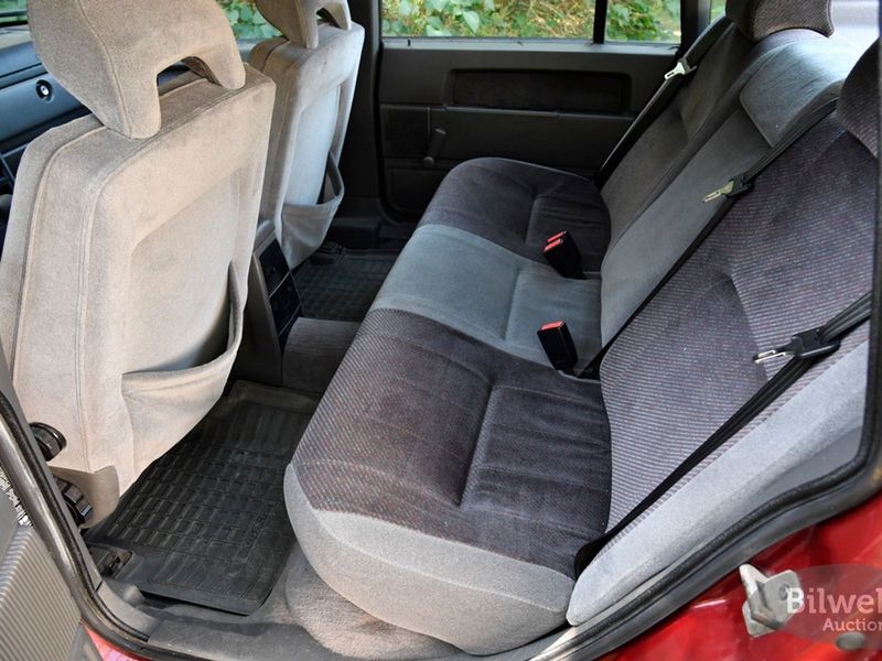 Volvo 944 bild 29