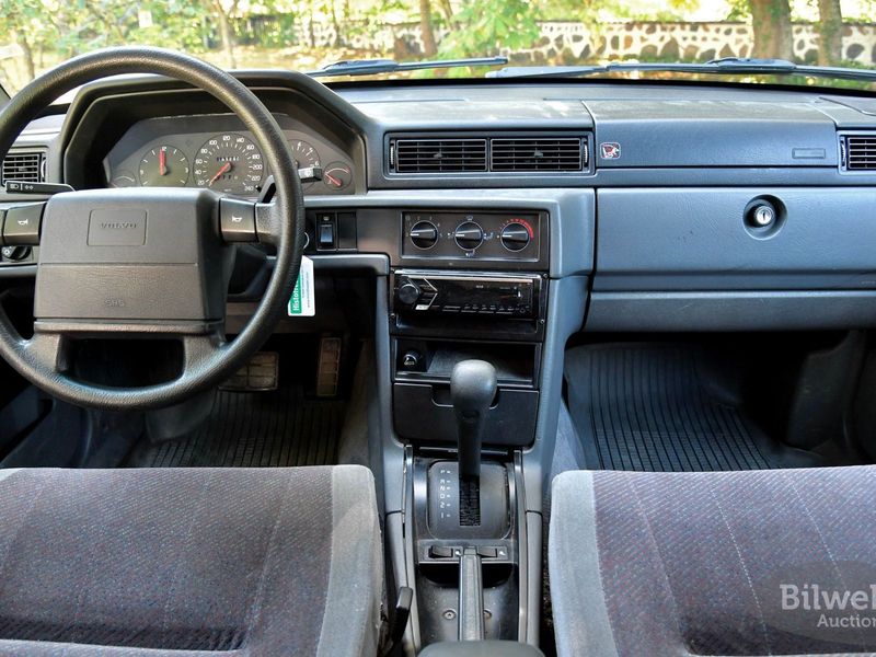 Volvo 944 bild 31