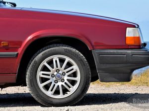 Volvo 944 bild 6