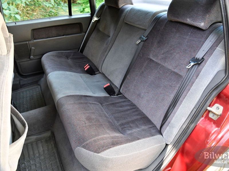 Volvo 944 bild 30