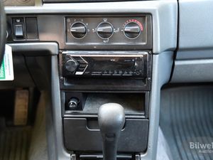 Volvo 944 bild 33