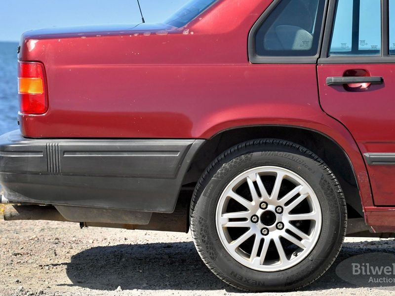 Volvo 944 bild 7