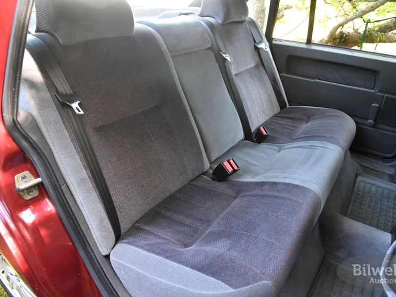 Volvo 944 bild 39