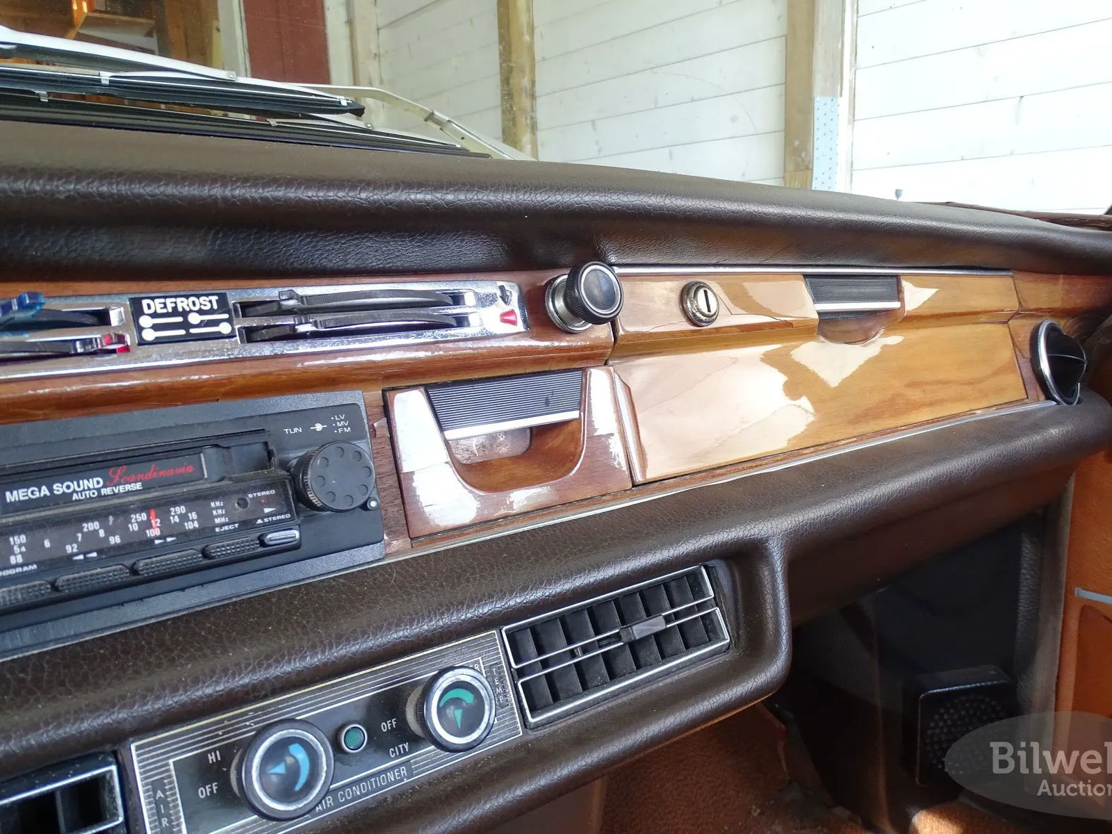 Vehicle image 40