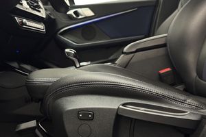 BMW 118 bild 13