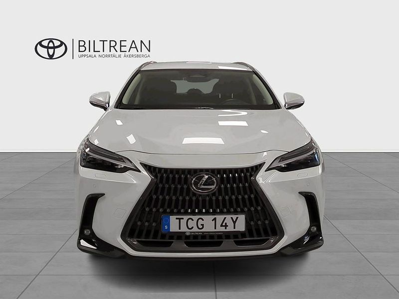 Lexus NX bild 5