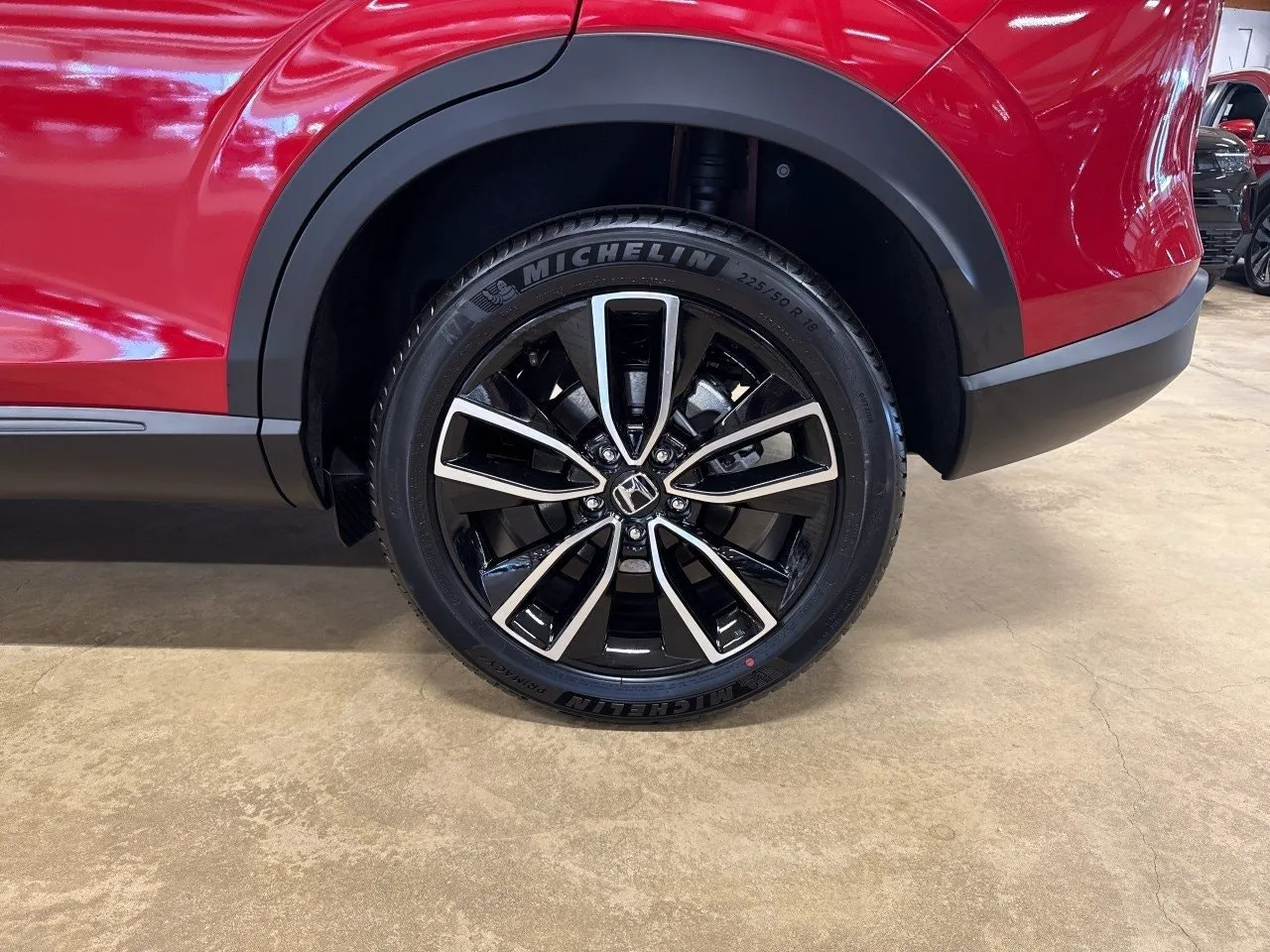Vehicle image 14