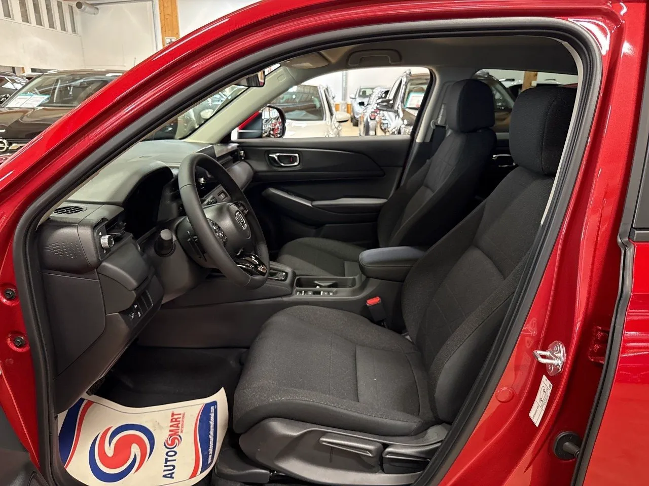 Vehicle image 7