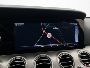 Mercedes E220 bild 29