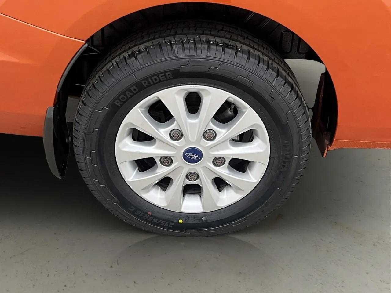 Vehicle image 31