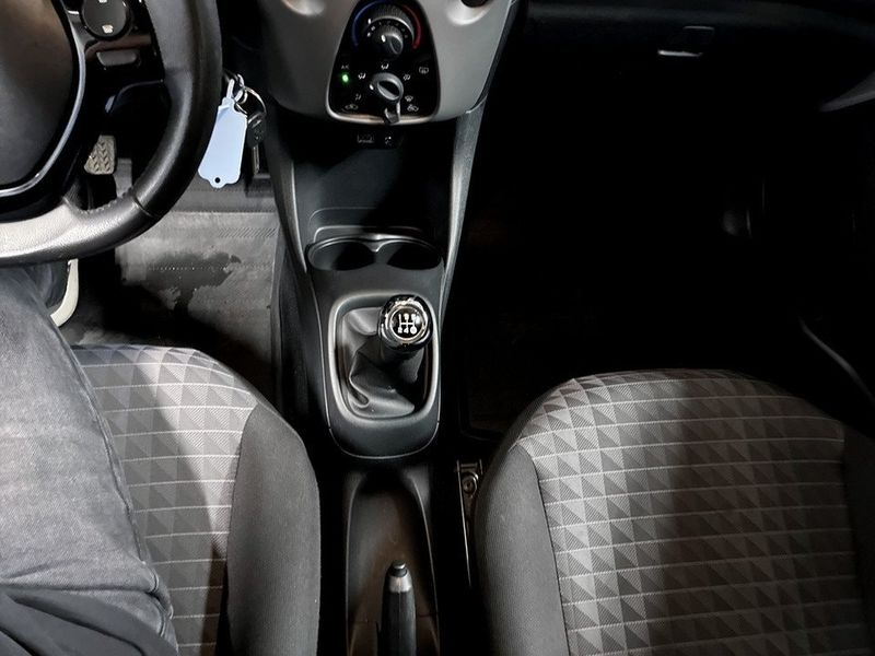 Peugeot 108 bild 13