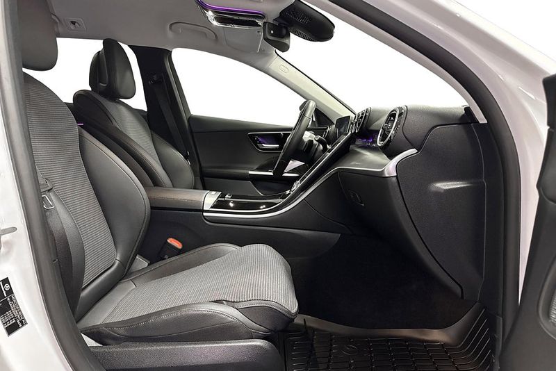 Mercedes C300 bild 12