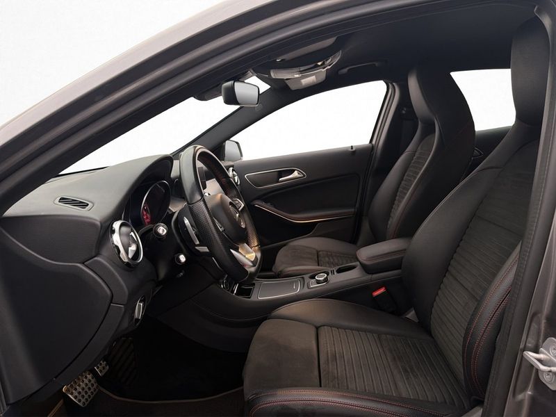 Mercedes GLA220 bild 12