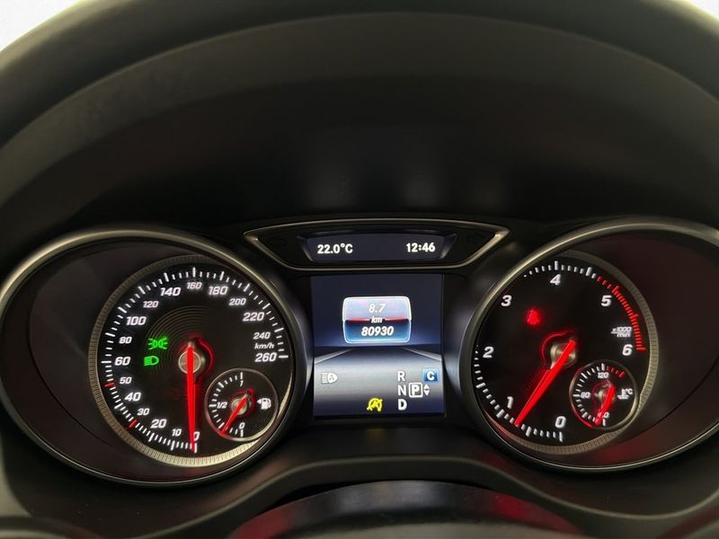 Mercedes GLA220 bild 18