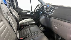 Ford Tourneo Custom bild 3