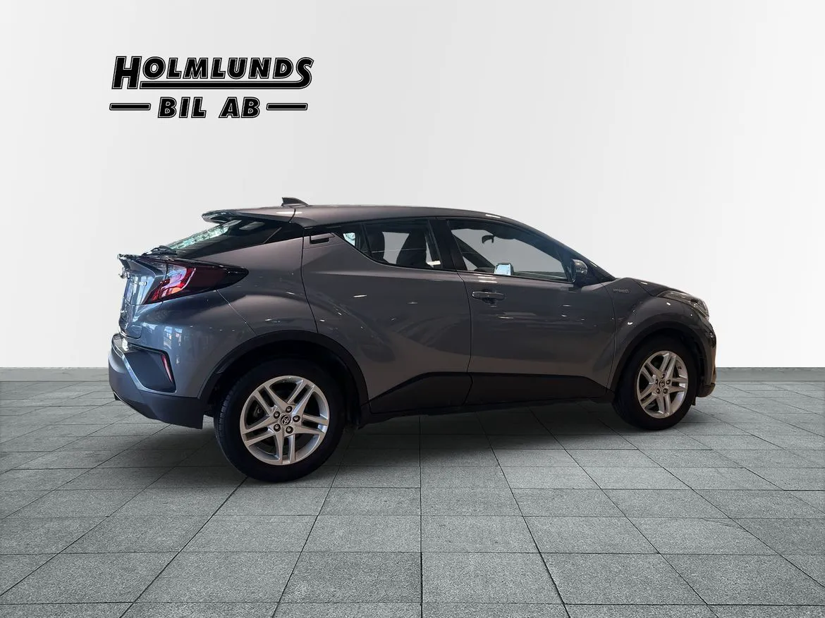 Vehicle image 16