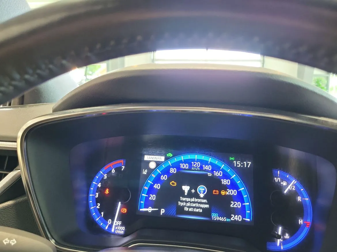 Vehicle image 11
