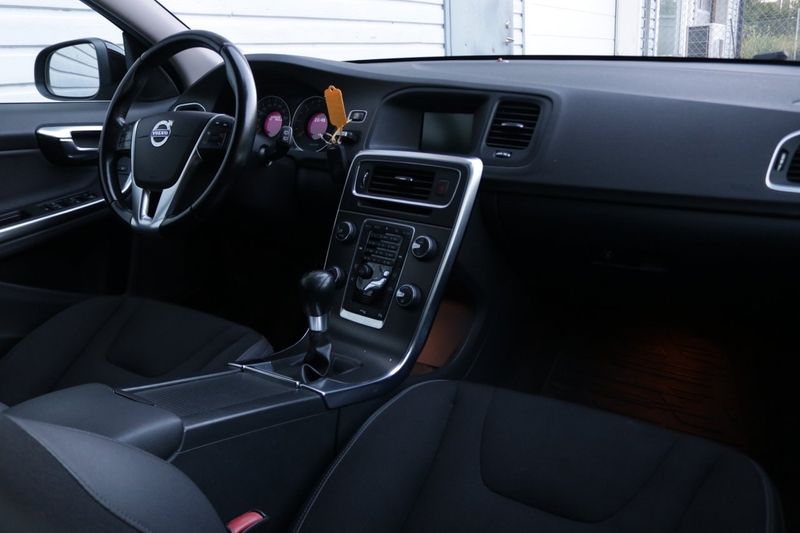 Volvo V60 bild 8