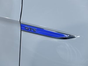 Volkswagen Passat bild 4