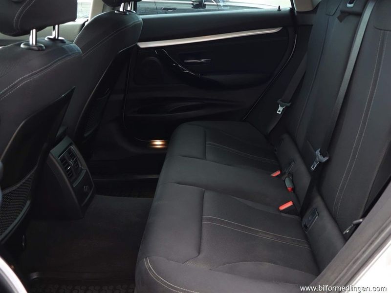 BMW 320 bild 8